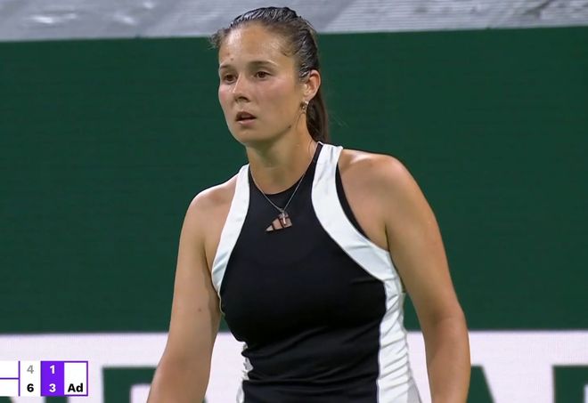 他们的后防 他们的后防