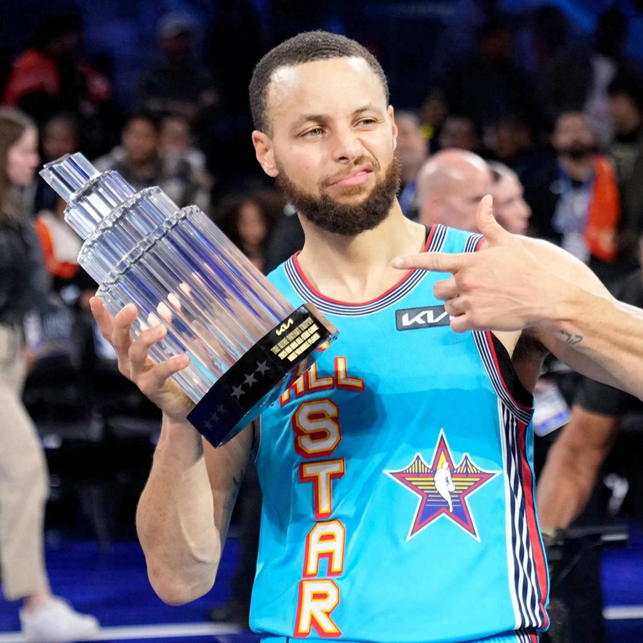 般闪耀的成 般闪耀的成