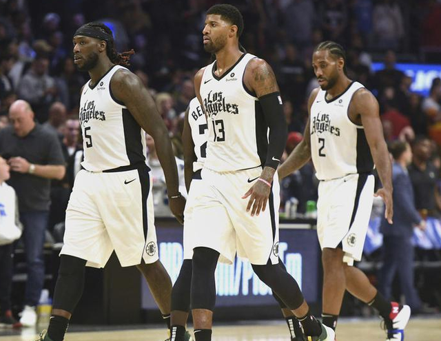 再度捧起 再度捧起